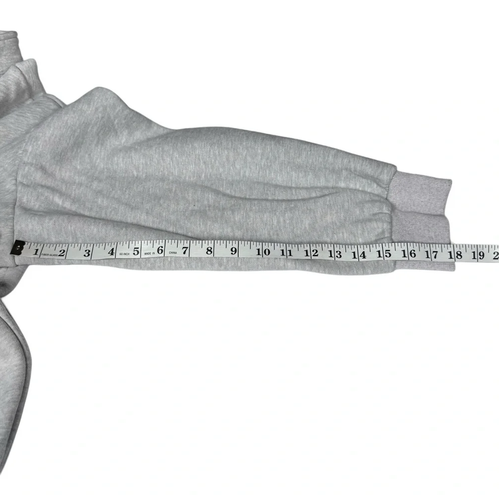 Trendy Queen Classic Neutral Basic Cotton Men's Stylish Gray Zip-Up Sweatshirt
